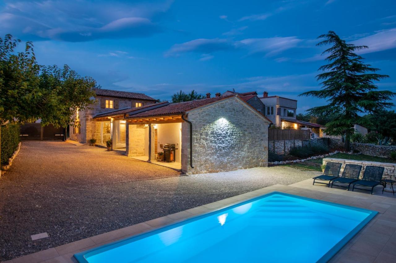 Honey House Villa Jural Exterior photo