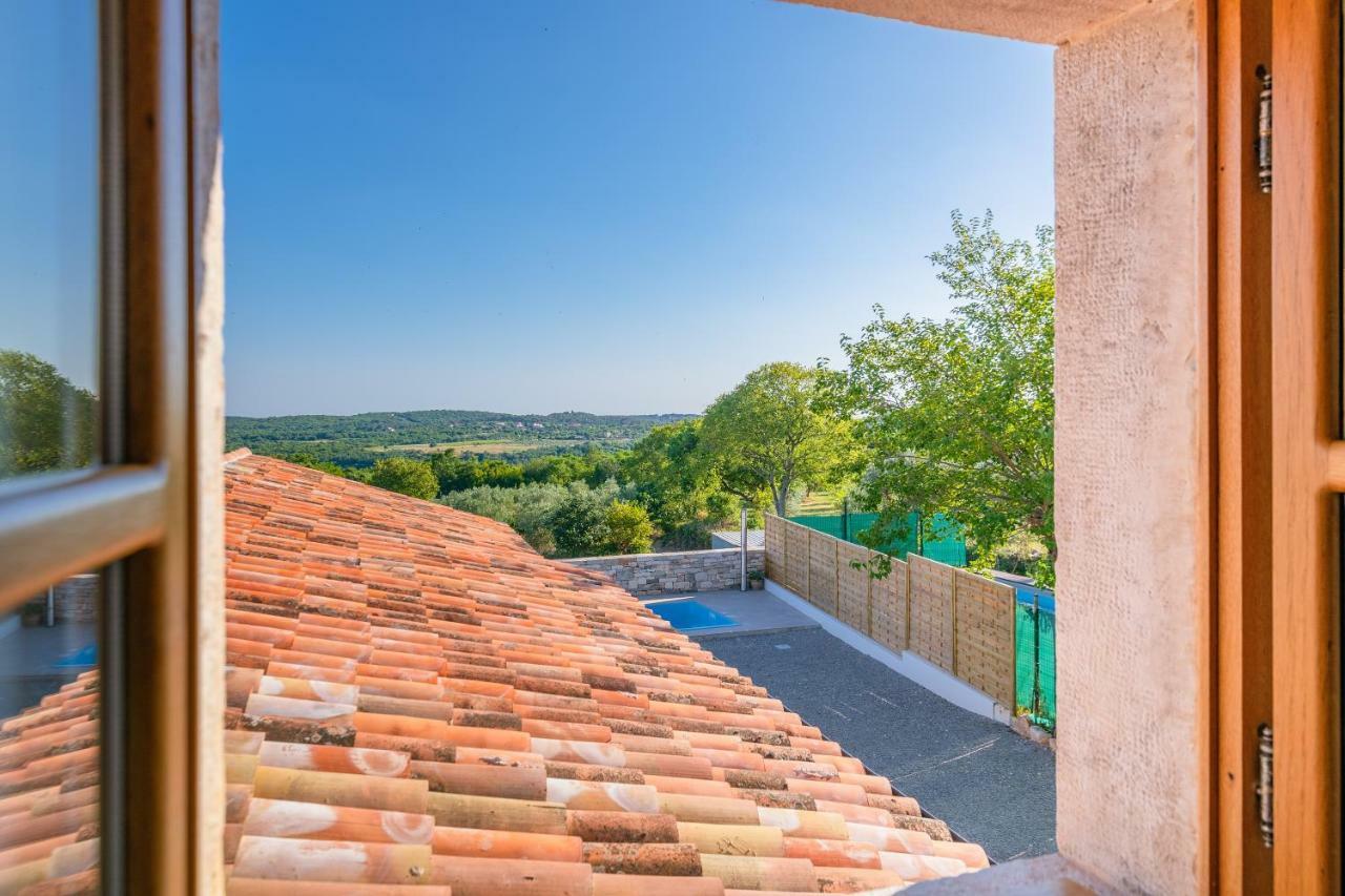 Honey House Villa Jural Exterior photo